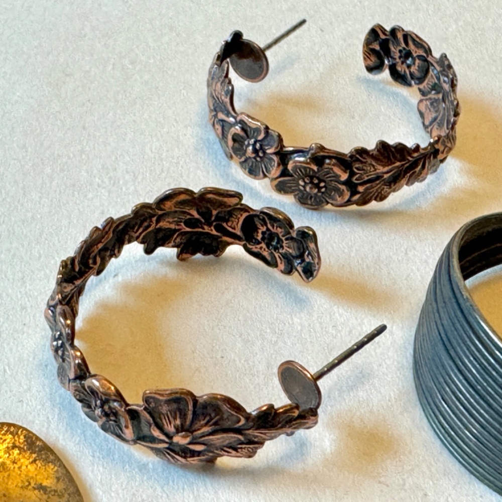 Four Pairs of Cool Earrings Set, wire, coin - Picture 7 of 9